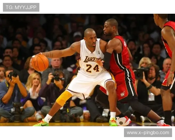 什么是背身单打规则？解析进攻方背身护球动作的判定要点